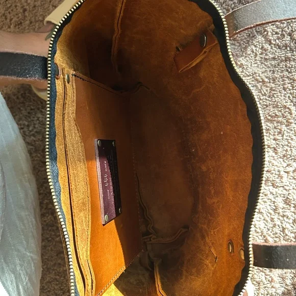Portland leather brown leather tote medium. Excellent condition. - Picture 4 of 4